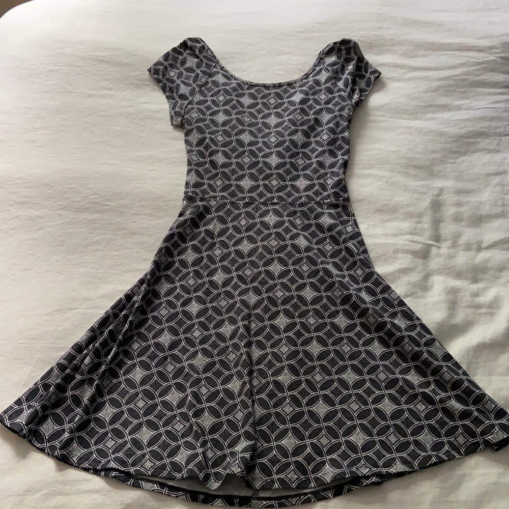 Women’s patterned skater dress